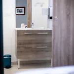 Ξενοδοχείο L'auberge Des Artistes 2*