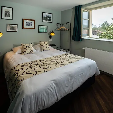 L'auberge Des Artistes 2*