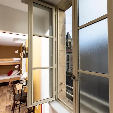 Otel L'auberge Des Artistes 2*