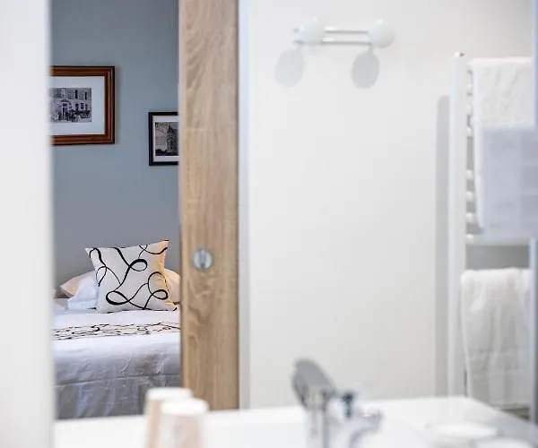 L'auberge Des Artistes 2* Nieul-sur-l'Autise