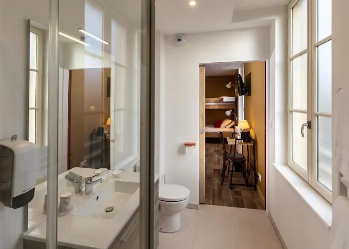 L'auberge Des Artistes