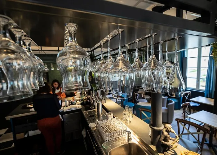 L'auberge Des Artistes