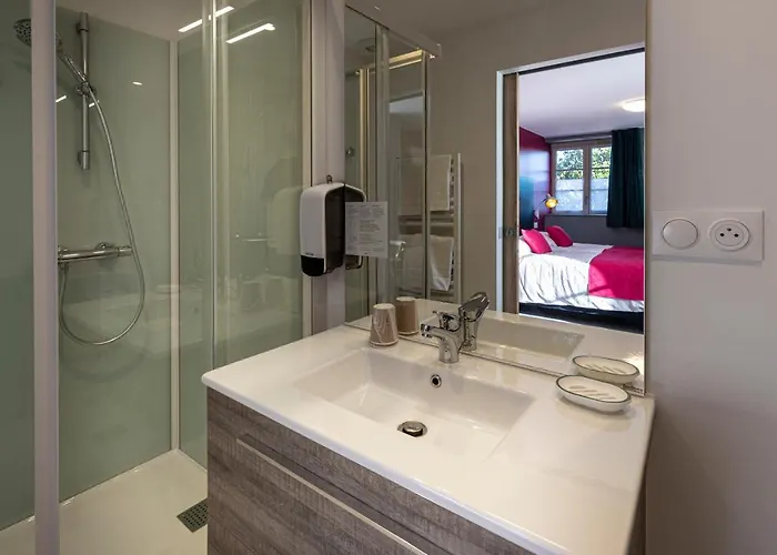 L'auberge Des Artistes